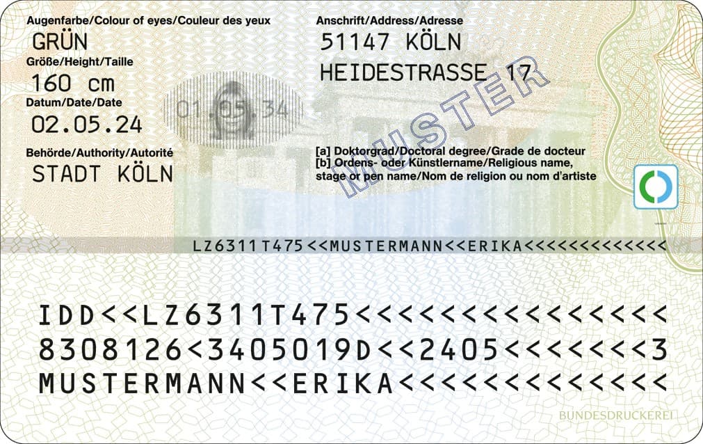 Rückseite eines deutschen Personalausweises, amtliches Musterexemplar mit MUSTER-Aufdruck, mit Anschrift und maschinenlesbarer Zone